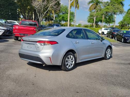 Classic Silver Metallic 2022 Toyota Corolla LE