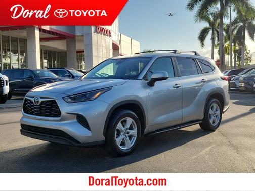 2023 Toyota Highlander LE