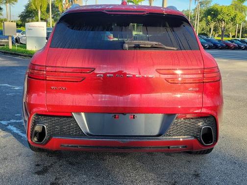 2024 Genesis GV70 2.5T