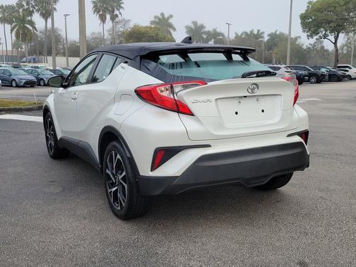 2020 Toyota C-HR XLE