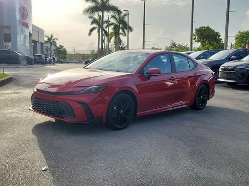 2025 Toyota Camry SE