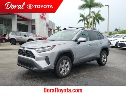 2022 Toyota RAV4 XLE
