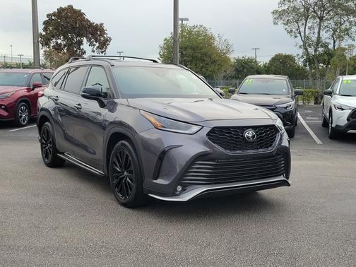 2023 Toyota Highlander XSE