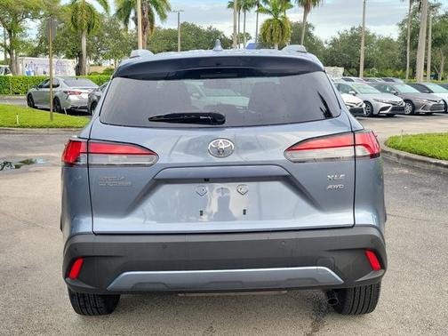 2022 Toyota Corolla Cross XLE