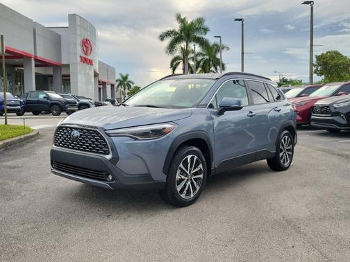2022 Toyota Corolla Cross XLE
