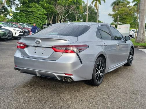 Celestial Silver Metallic 2024 Toyota Camry SE