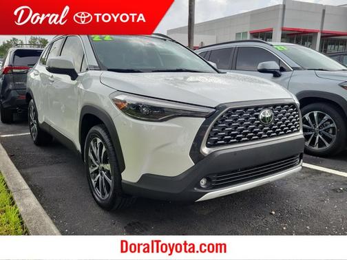 2022 Toyota Corolla Cross XLE