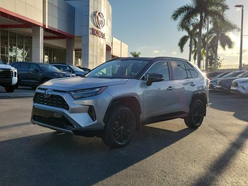 2024 Toyota RAV4 Hybrid XSE
