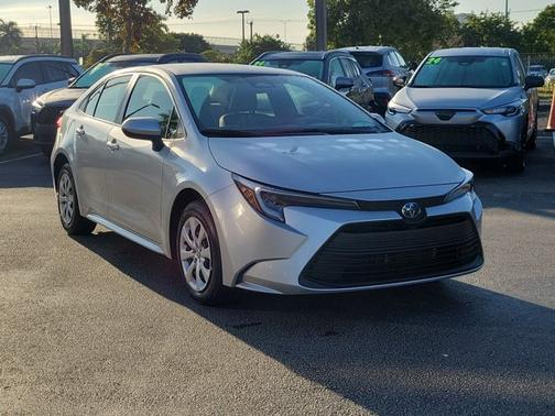 2025 Toyota Corolla Hybrid LE