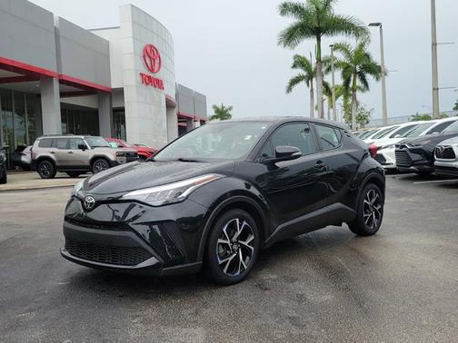 2021 Toyota C-HR XLE