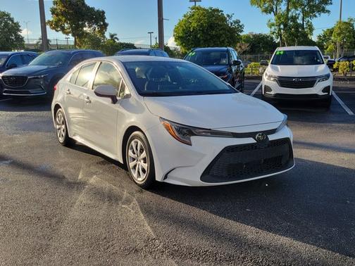2020 Toyota Corolla LE