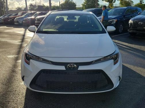 2020 Toyota Corolla LE