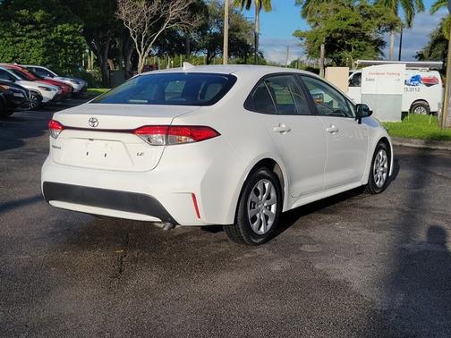 2020 Toyota Corolla LE