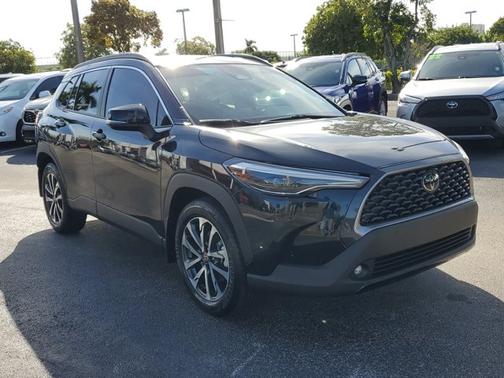 2024 Toyota Corolla Cross XLE
