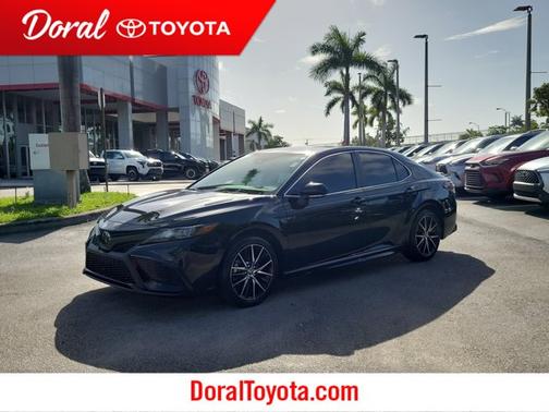 2024 Toyota Camry SE