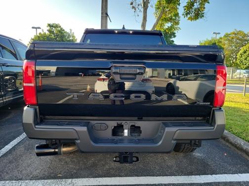 2025 Toyota Tacoma SR