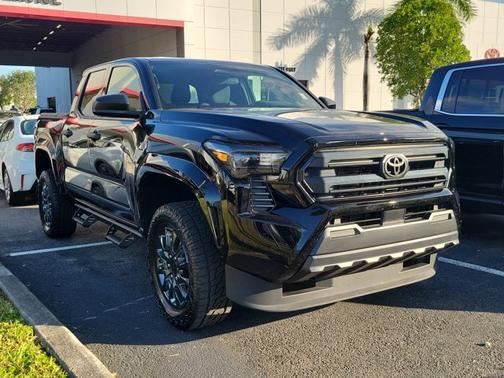 2025 Toyota Tacoma SR