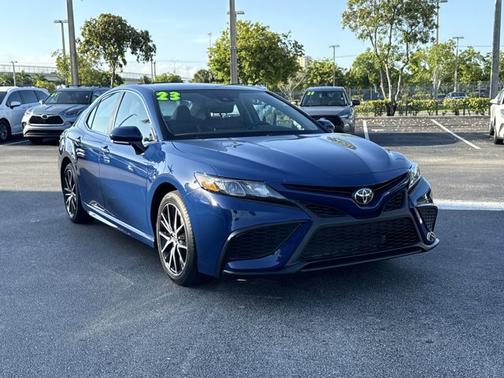 2023 Toyota Camry SE