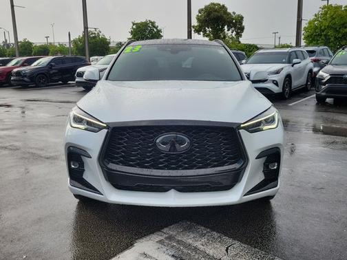 2023 INFINITI QX50 SPORT