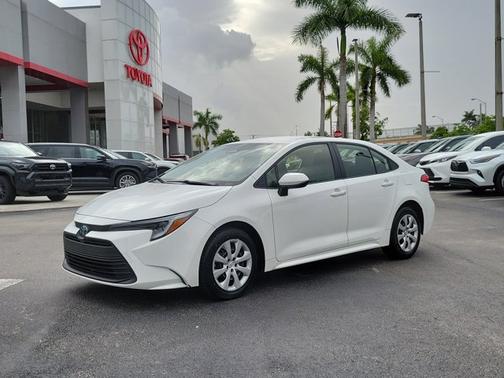 2023 Toyota Corolla Hybrid LE