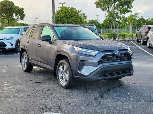 2024 Toyota RAV4 Hybrid LE