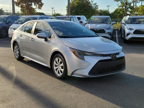 2024 Toyota Corolla LE