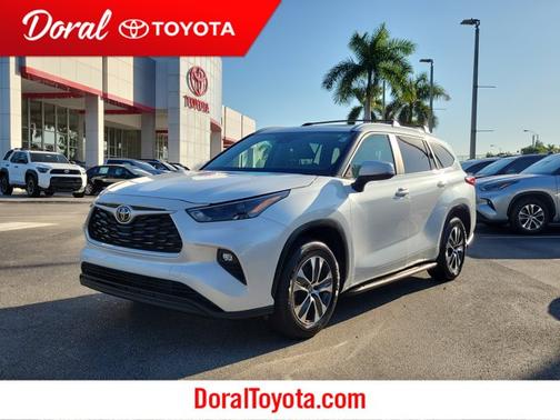 2023 Toyota Highlander XLE