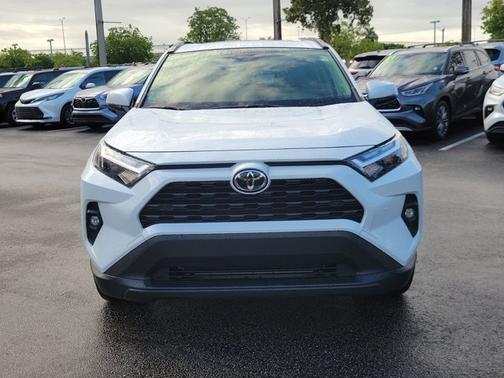 2023 Toyota RAV4 XLE Premium