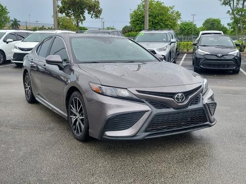 2021 Toyota Camry SE