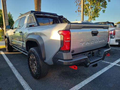 2025 Toyota Tacoma Base