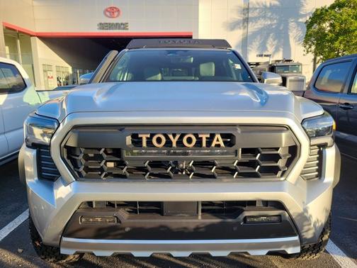 2025 Toyota Tacoma Base