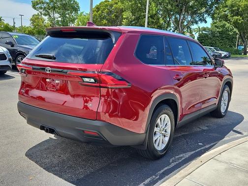 2024 Toyota Grand Highlander Hybrid XLE