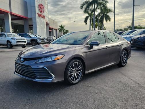 2024 Toyota Camry XLE