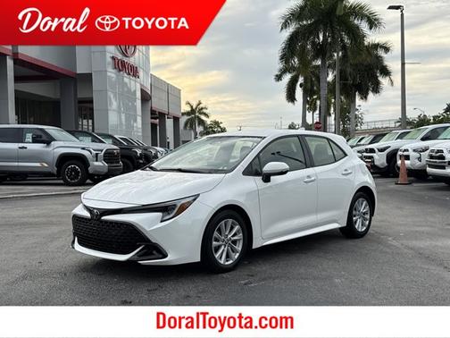 Ice 2023 Toyota Corolla Hatchback SE