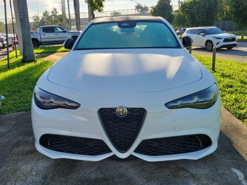 2025 Alfa Romeo Giulia 4DR RWD