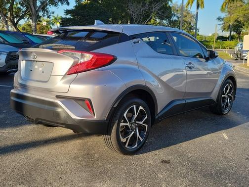 2019 Toyota C-HR XLE