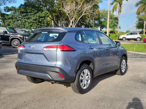 Gray 2025 Toyota Corolla Cross L
