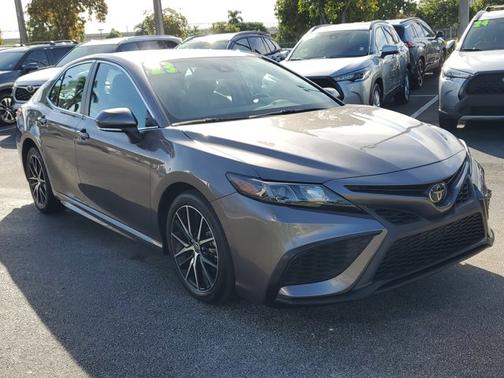 2023 Toyota Camry SE
