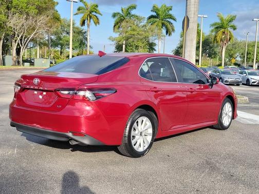 2022 Toyota Camry LE
