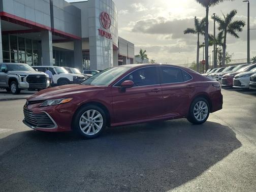 2022 Toyota Camry LE