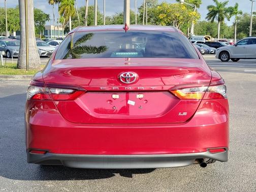 2022 Toyota Camry LE