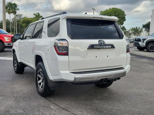 2022 Toyota 4Runner TRD Off Road