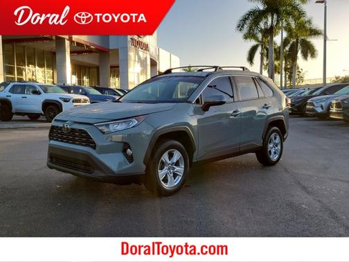2020 Toyota RAV4 XLE