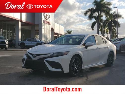 2024 Toyota Camry SE