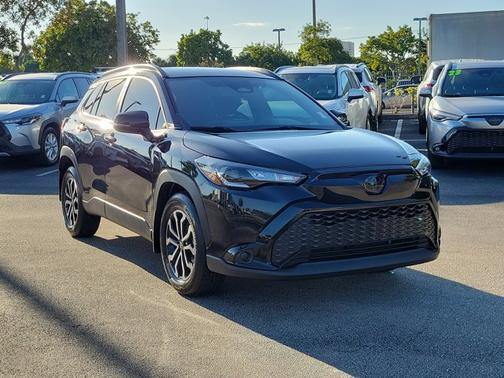 2024 Toyota Corolla Cross Hybrid SE