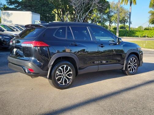 2024 Toyota Corolla Cross Hybrid SE