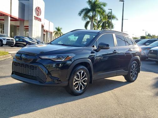 2024 Toyota Corolla Cross Hybrid SE