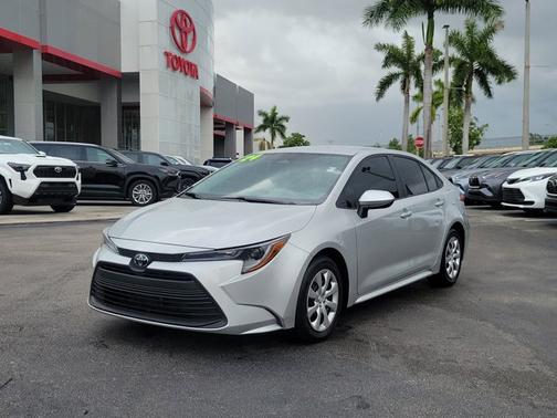 2024 Toyota Corolla LE