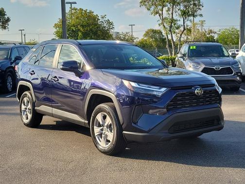 2024 Toyota RAV4 XLE
