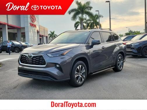 2022 Toyota Highlander XLE
